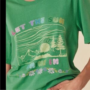 ISO Spell ‘Let the Sun Shine In’ t-shirt